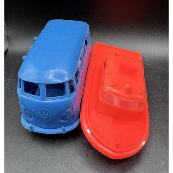 Vintage VW Volkswagen GAY Blue CAMPER Van & Boat GAY TOYS INC -C31 - Picture 11 of 12
